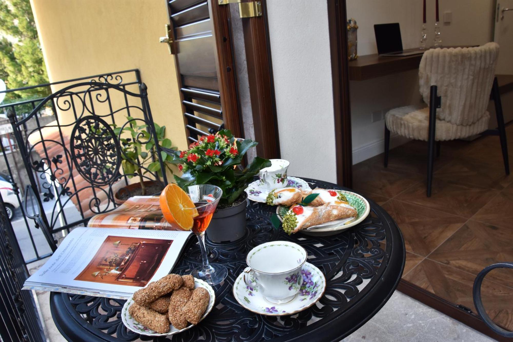 Gloden House Apartments Taormina Exterior photo