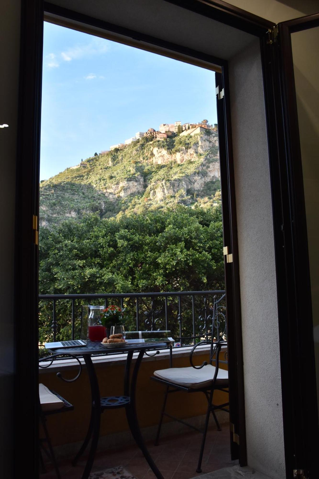 Gloden House Apartments Taormina Exterior photo